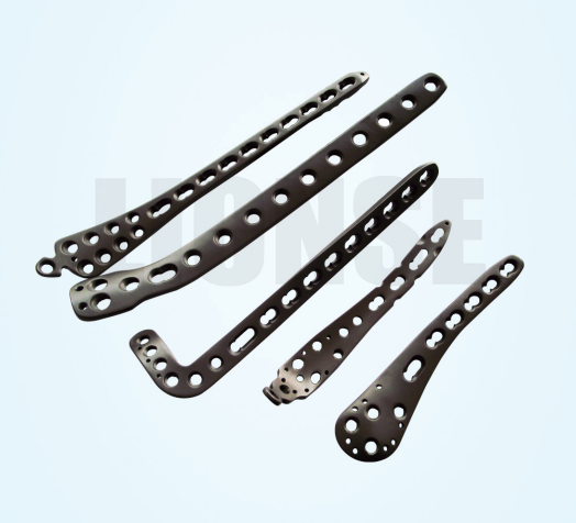 Zakaj so komponente iz titanove zlitine prednostne za medicinske vsadke?