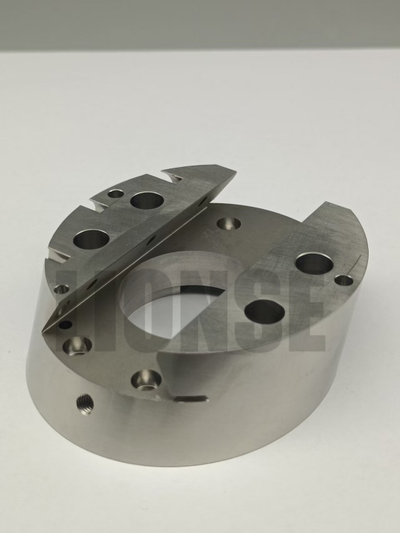 Linearna vodilna tirnica