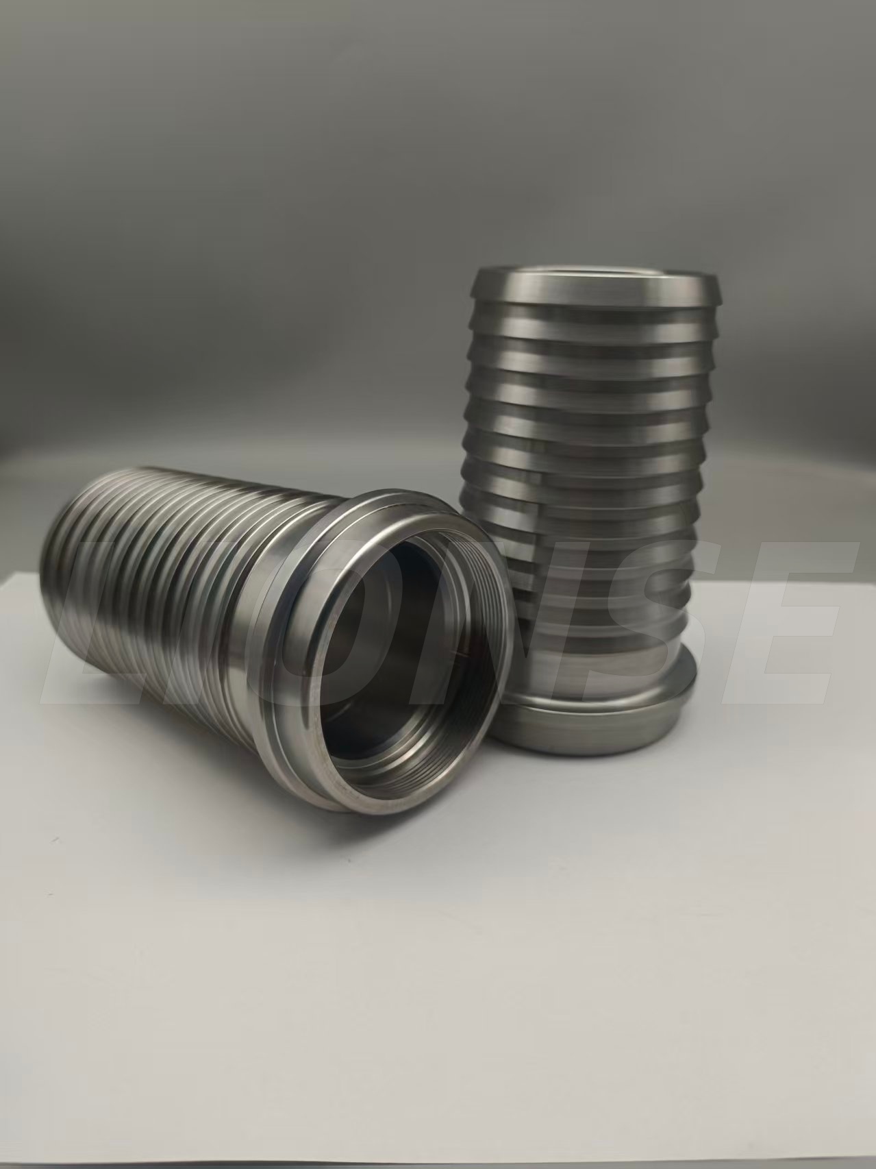 CNC obdelava in struženje delov iz nerjavečega jekla